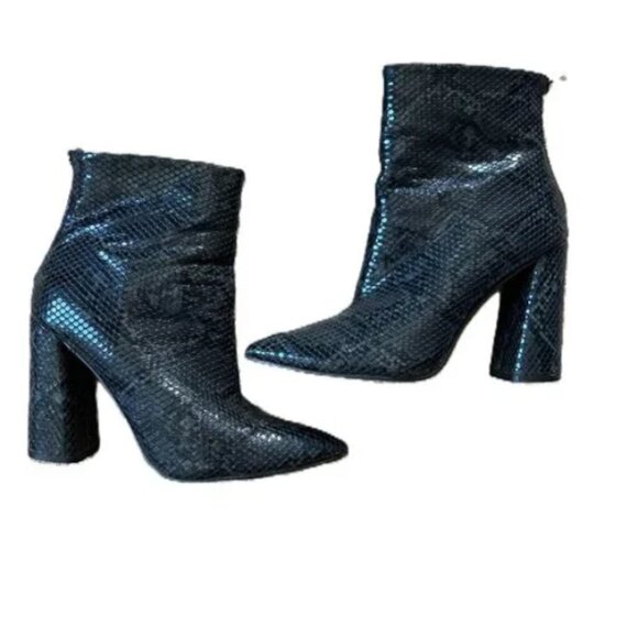 BOOHOO BOOTIES SNAKESKIN PRINT  BLOCK HEEL  SIZE 8 - Picture 3 of 4